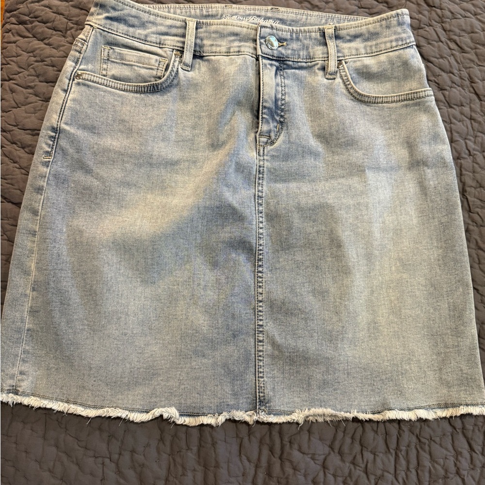 Tommy Bahama size 8 denim skirt with a raw hem